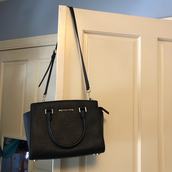 Michael Kors Selma Saffiano Leather Medium Satchel - Picture 4 of 7